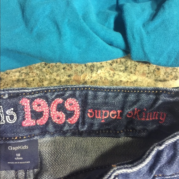 Set - Picture 3 of 4